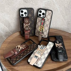 ヴィトン iphone17ケース ハイ ブランド iphone17pro/16pro ケース ヴィトン galaxyケース Ｓ25/24 ベルト付き ルイ ヴィトン 携帯 ケース コピー gucci iphoneケース gg スプリーム