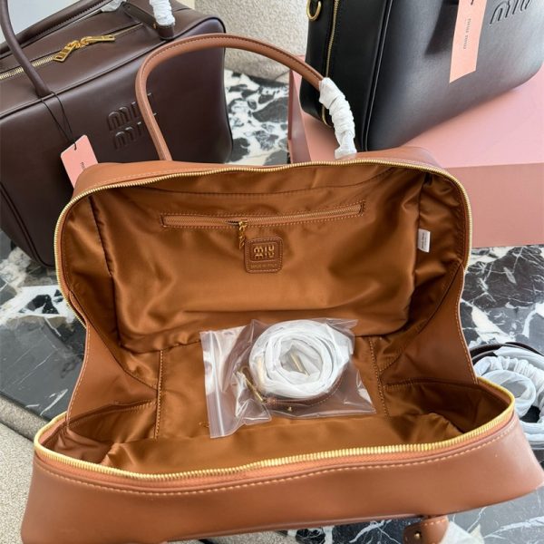 miumiuトート バッグ ハイ ブランド トート バッグ かわいい a4 サイズ おしゃれ マザーズ バッグ 大きい 斜め掛け ショルダー マチ あり トート バッグレザー トート バッグ メンズ - 画像 (6)