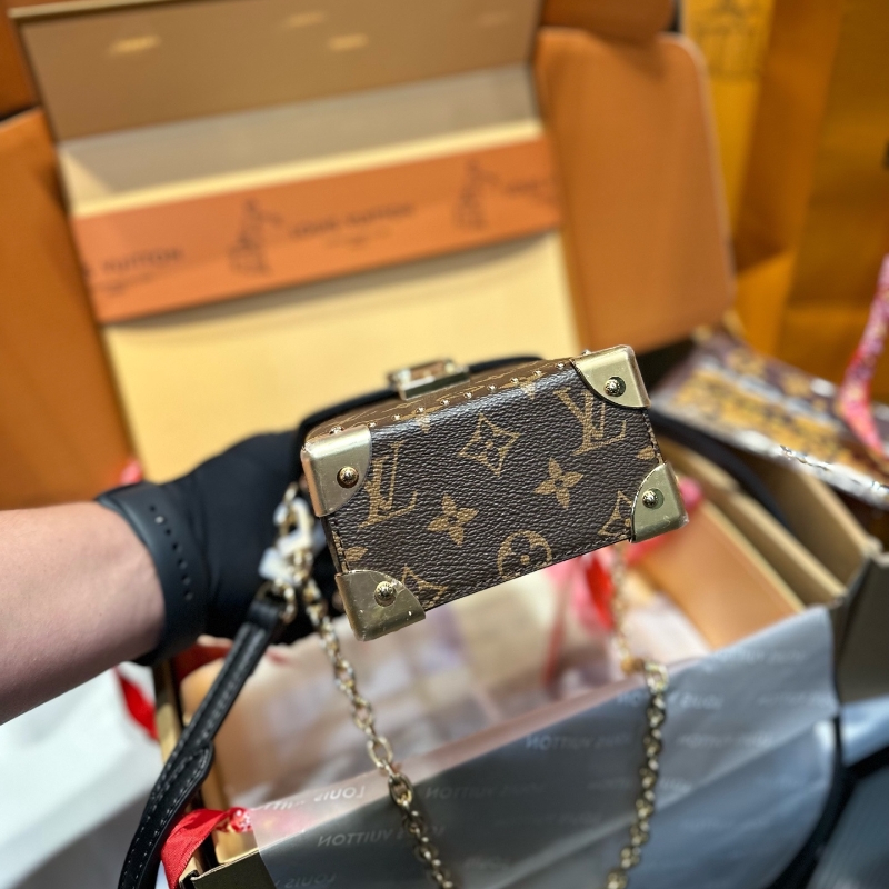 ルイ ヴィトン ミニ バッグ vuttion スマホ ポシェット ミニ ショルダー バッグ レディース 人気 ブランド 希少 LOUIS VUITTON カメラボックス ショルダーバッグ - 画像 (6)