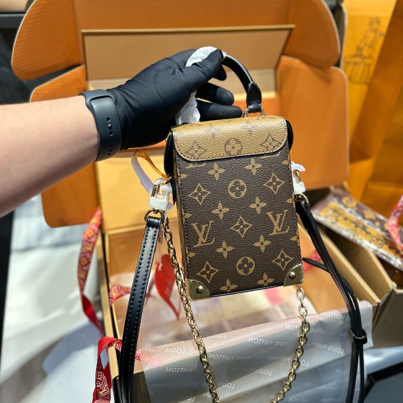 ルイ ヴィトン ミニ バッグ vuttion スマホ ポシェット ミニ ショルダー バッグ レディース 人気 ブランド 希少 LOUIS VUITTON カメラボックス ショルダーバッグ - 画像 (4)