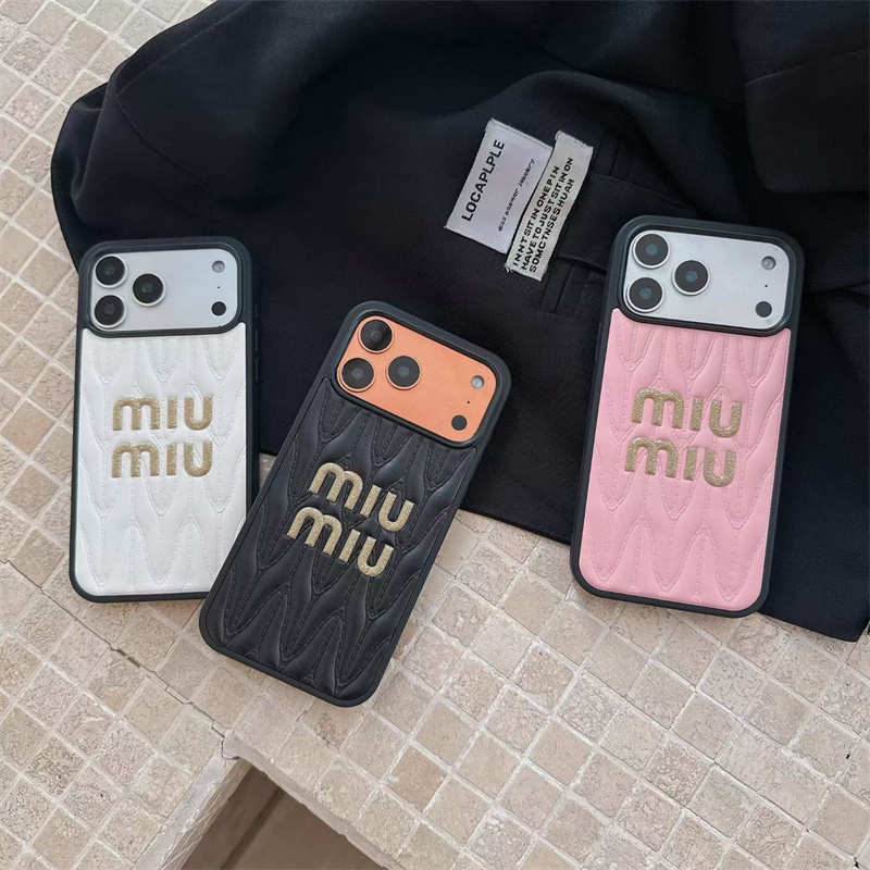 miumiu iphone17 ケース ハイブランド スマホ ケース かわいい 刺繍 ミュウミュウ iPhone 16pro/15 ケース 人気 ブランド 女子 iPhone14/13pro ケース 韓国 流行り おしゃれ